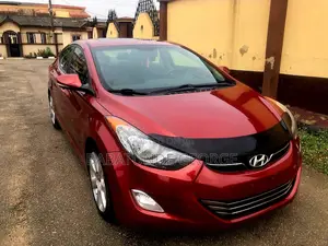 Hyundai Elantra 2013 Red