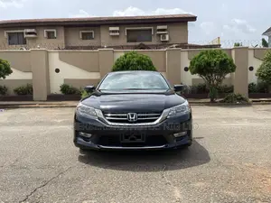 Honda Accord Touring 4dr Sedan FWD (3.5L 6cyl 6A) 2013 Black