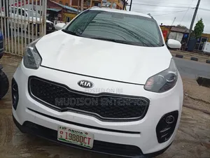 Kia Sportage EX 4dr SUV (2.4L 4cyl 6A) 2016 White