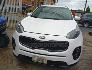 Kia Sportage EX 4dr SUV (2.4L 4cyl 6A) 2016 White