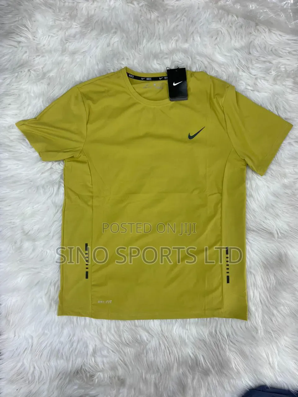 Nike Gym Top