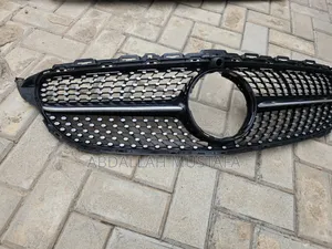 Mercedes Benz W205, Amg Diamond Grille With Camera Ho, C43, C300,C400