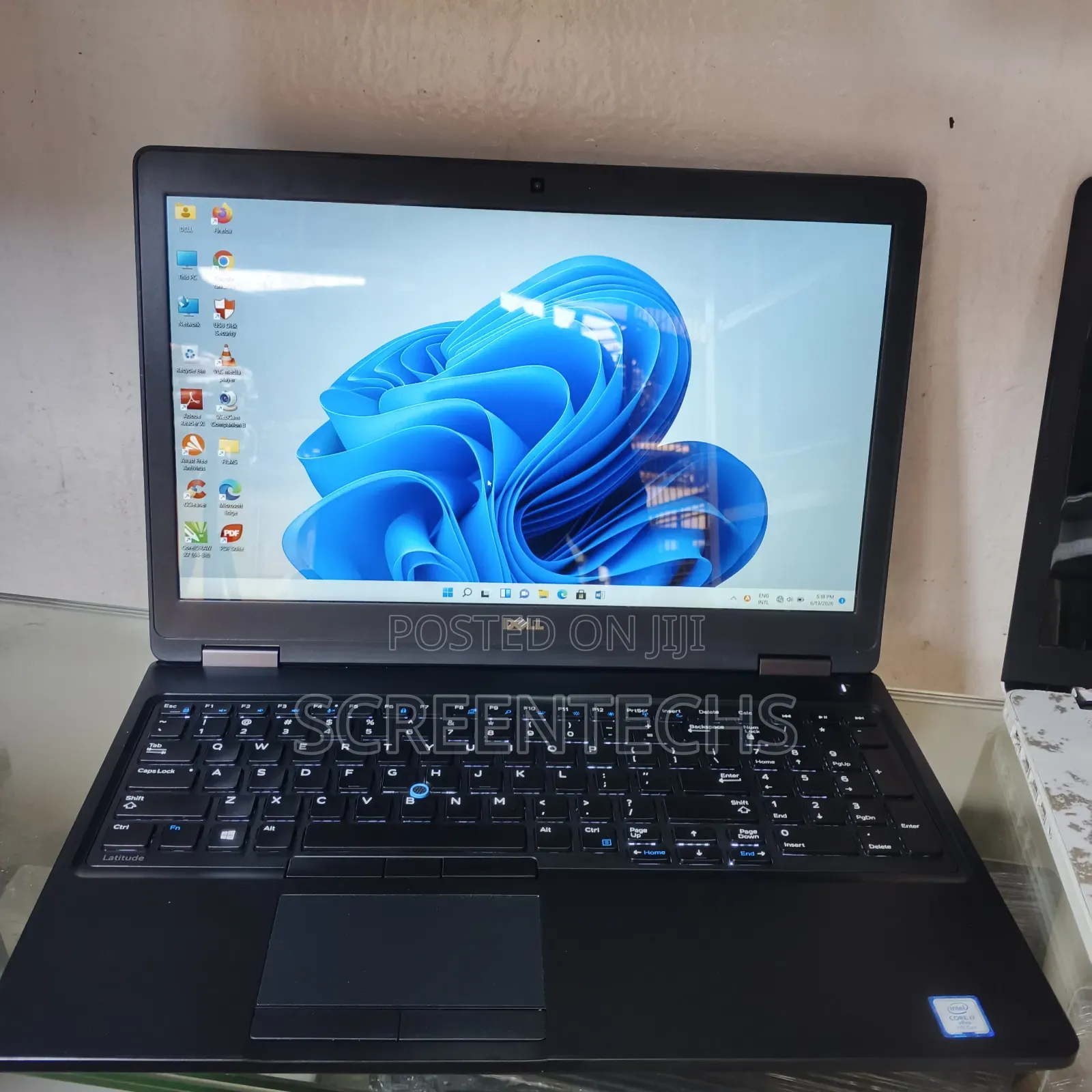 Laptop Dell Latitude 5590 16GB Intel Core i7 SSD 256GB