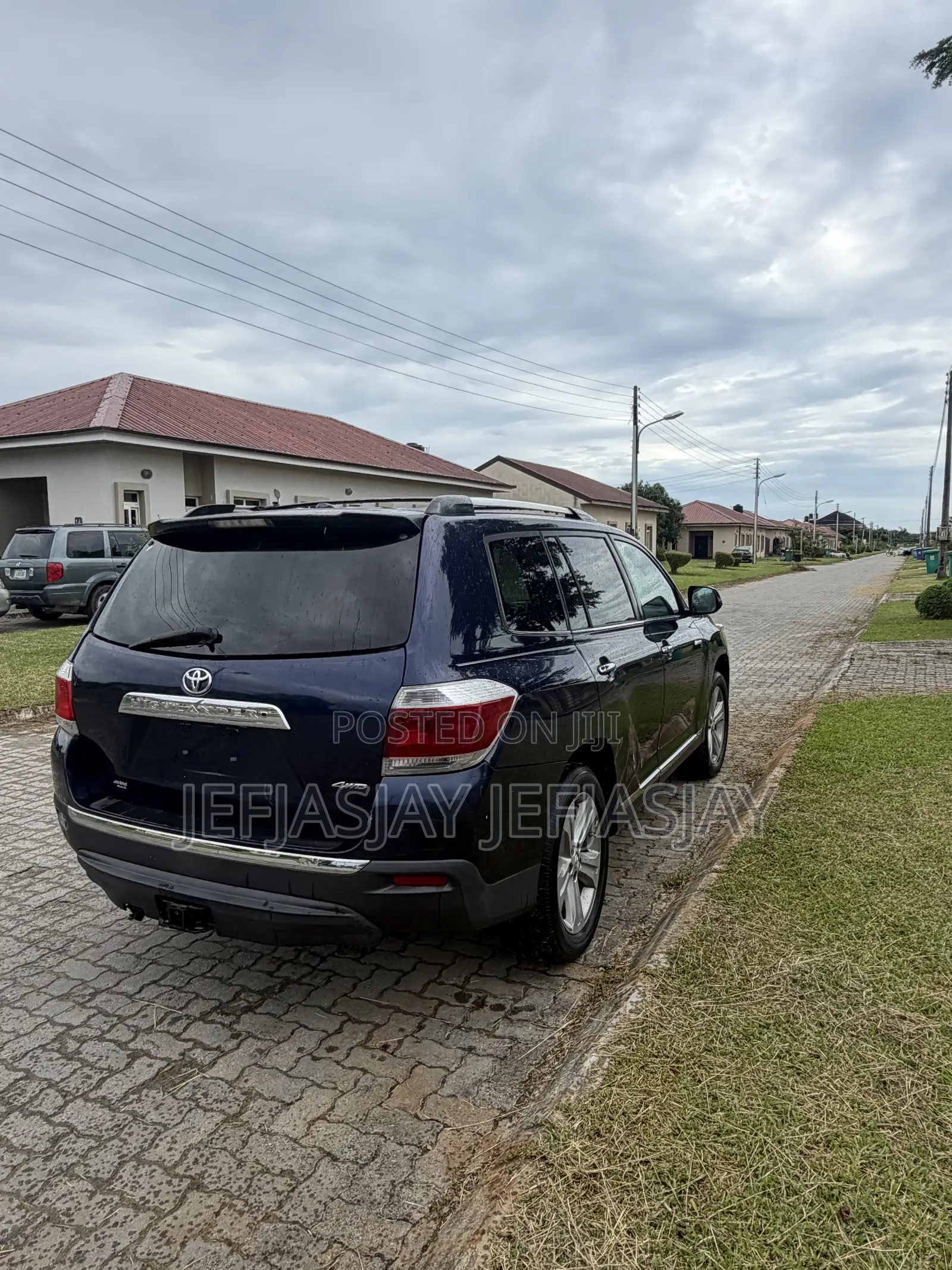 Toyota Highlander Limited 2012 Blue