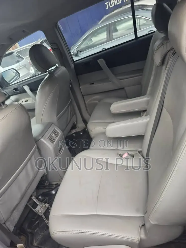 Toyota Highlander 2008 Gray