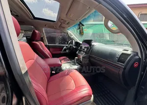 Toyota Land Cruiser 2011 Black