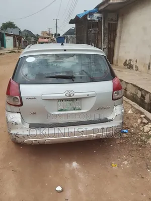 Toyota Matrix 2004 Silver