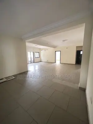 3bdrm Apartment in Lekki Phase 1 for rent