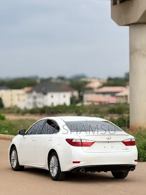 Lexus ES 2016 Off white