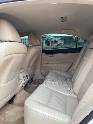 Lexus ES 2016 Off white