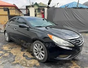 Hyundai Sonata 2012 Black
