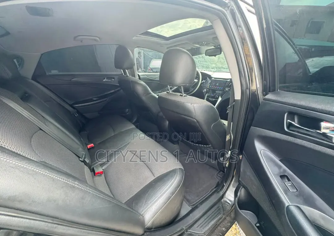 Hyundai Sonata 2012 Black