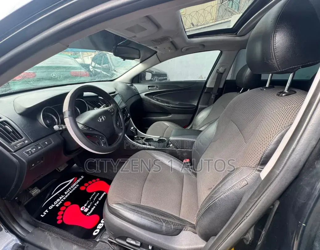 Hyundai Sonata 2012 Black
