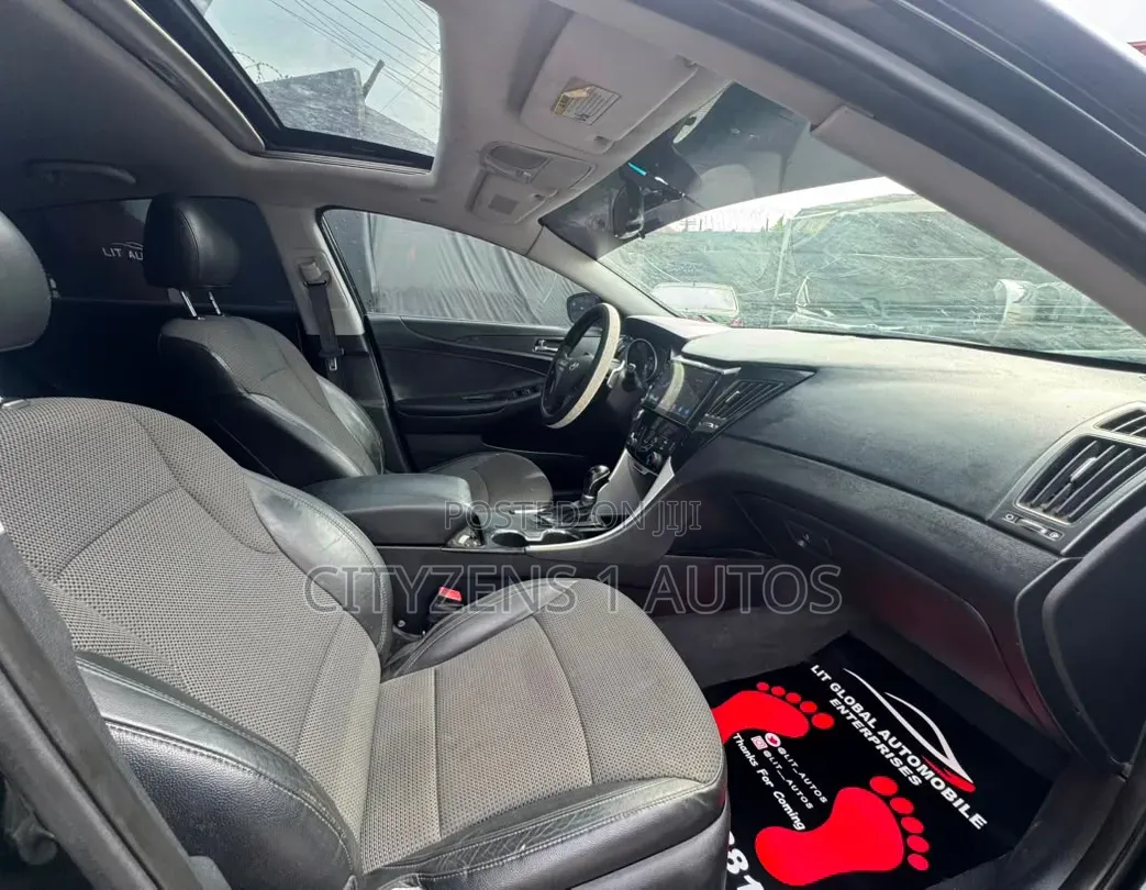 Hyundai Sonata 2012 Black