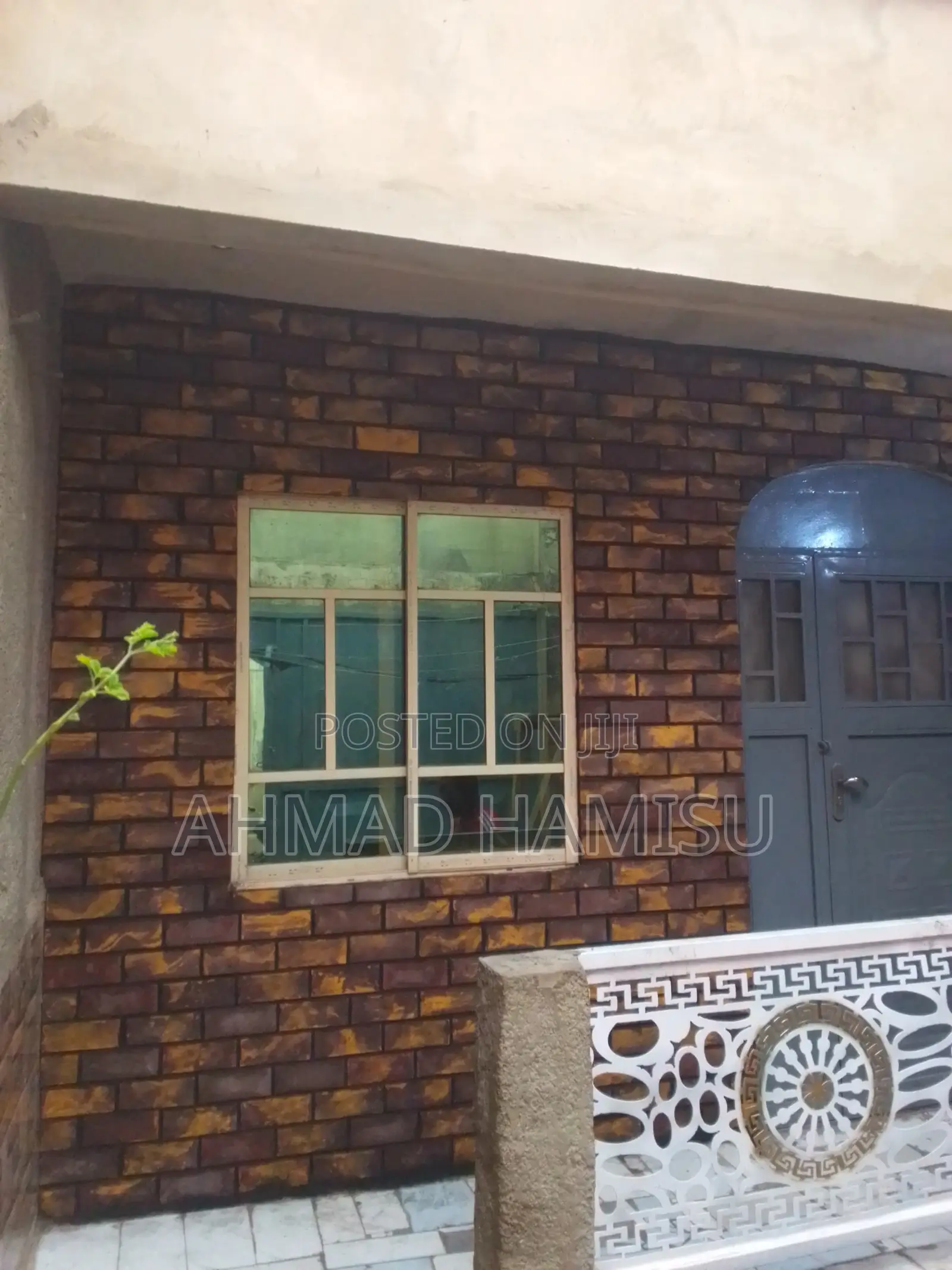 Brick Tile