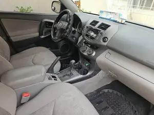Toyota RAV4 2009 Blue