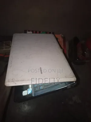 Laptop Onkyo 4GB Intel Celeron HDD 128GB