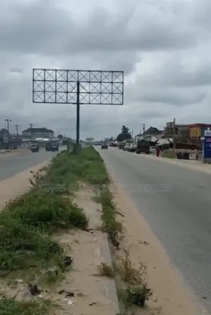 Commercial Landed Property of 100 by 100 Along Okuokoko Xprex