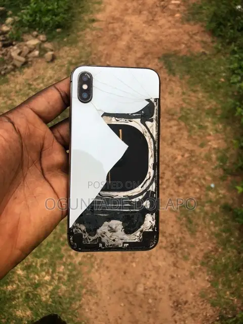 Apple iPhone X 64 GB White