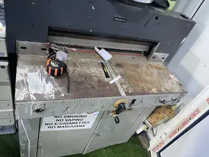 Industrial Cutting Machine