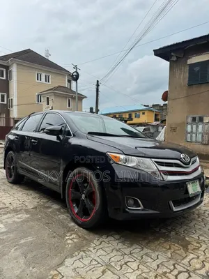 Toyota Venza XLE 2010 Black