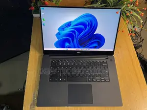 Laptop Dell Precision 5530 16GB Intel Core i9 SSD 512GB