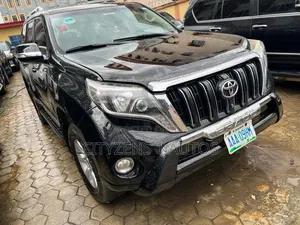 Toyota Land Cruiser Prado 2015 Black