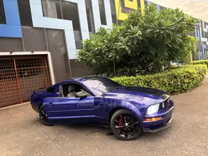 Ford Mustang V6 Premium 2010 Blue