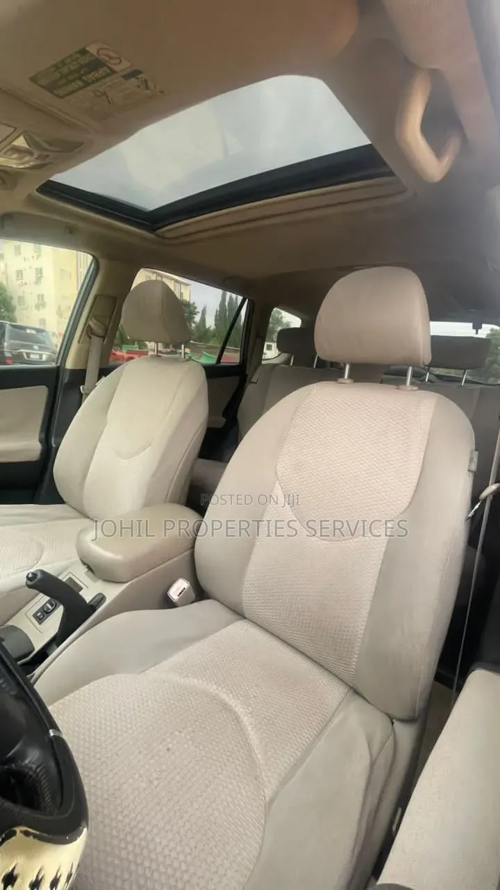 Toyota RAV4 1.8 2007 Gray