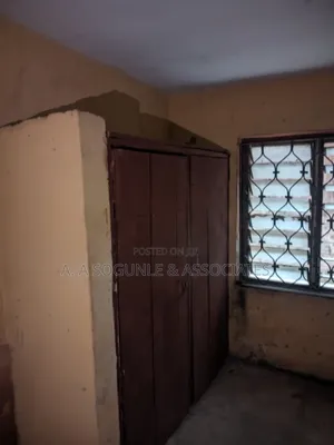 2bdrm Apartment in Iganmu for rent