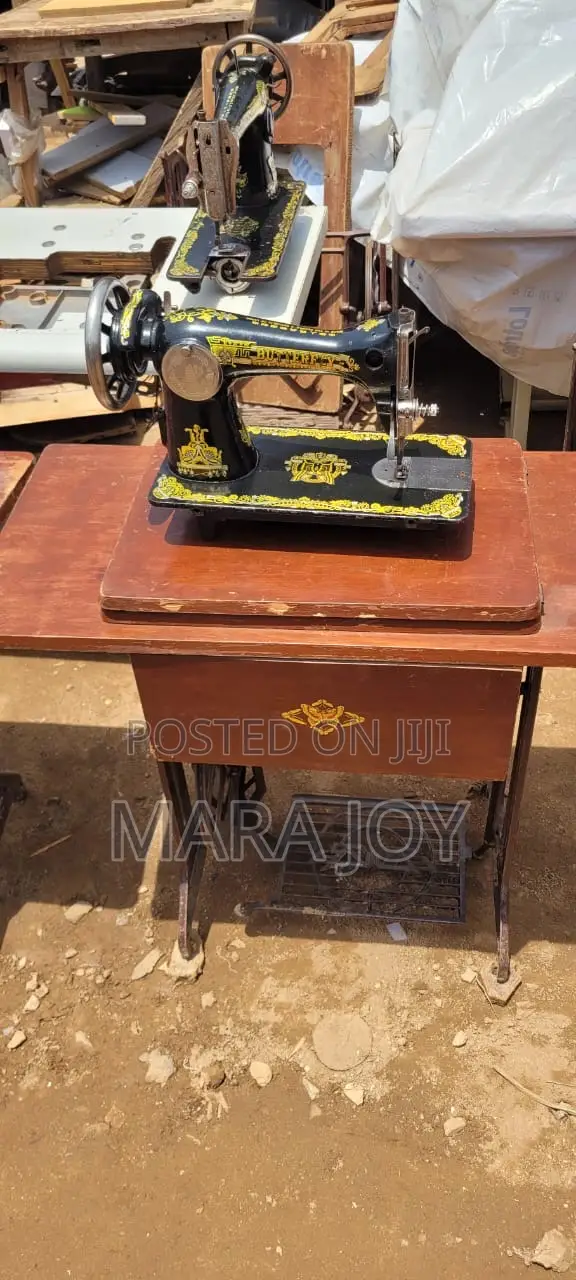Butterfly Manual Sewing Machine