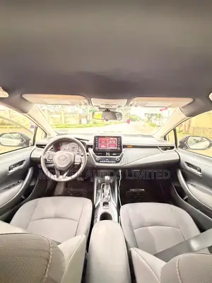 Toyota Corolla 2021 Silver