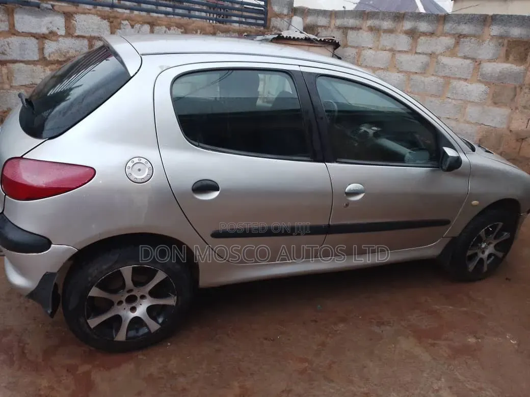 Peugeot 206 2004 White