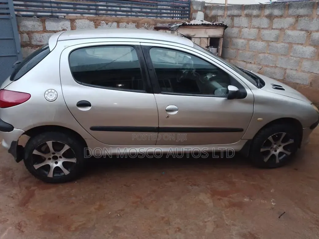 Peugeot 206 2004 White