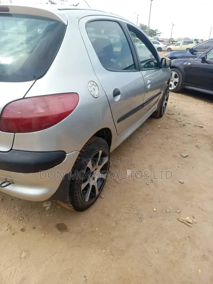 Peugeot 206 2004 White
