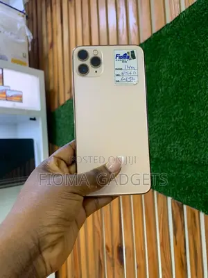 Apple iPhone 11 Pro Max 64 GB Gold