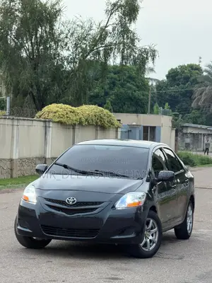 Toyota Yaris 2008 Black