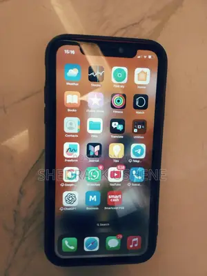 Apple iPhone XR 64 GB Red