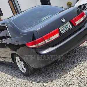 Honda Accord 2005 Black