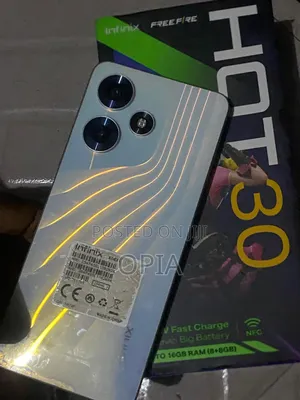 Infinix Hot 30 256 GB White