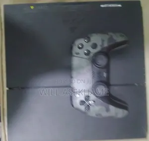 Playstation4 With a Ps Plus Controller