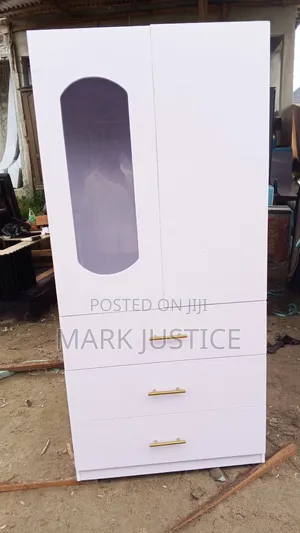 32/64 Inches Wardrobe