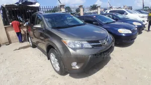 Toyota RAV4 Limited 4dr SUV AWD (2.5L 4cyl 6A) 2014 Brown