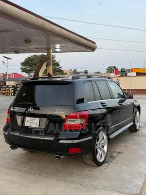 Mercedes-Benz GLK-Class 350 2010 Black