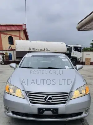 Lexus ES 350 2011 Silver
