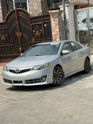 Toyota Camry 2013 Silver