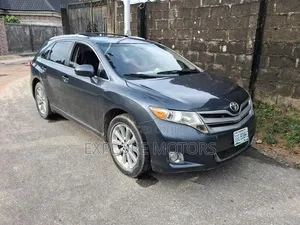 Toyota Venza 2010 Gray