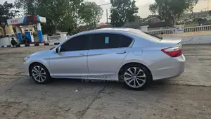 Honda Accord EX-L 4dr Sedan w/Navigation (2.4L 4cyl CVT) 2014 Silver