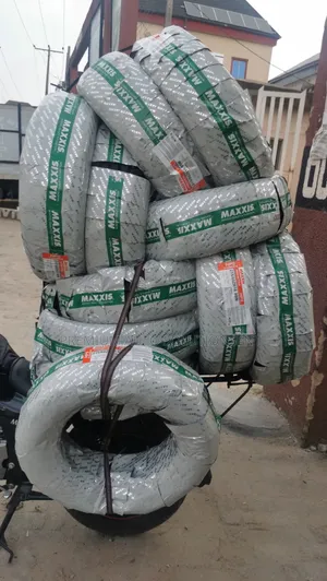 Brand New 215/60r16 Maxxis