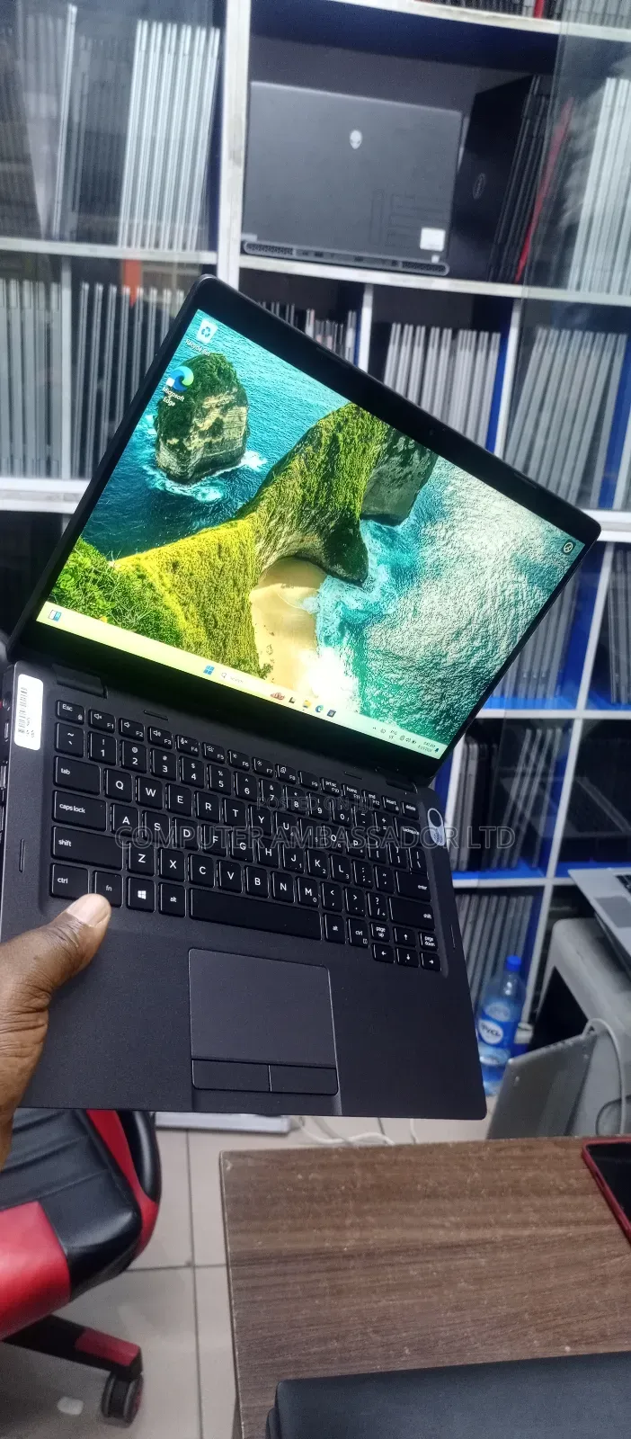 Laptop Dell Latitude 5300 16GB Intel Core i7 SSD 512GB